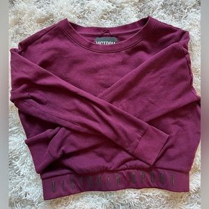 Victoria’s Secret crop pullover